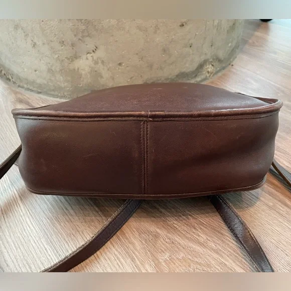Vintage Coach City Bag Mahogany Flap Crossbody 9790 - Picture 4 of 12